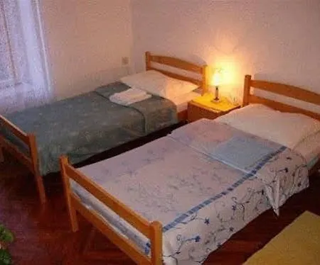 Maria's Place بيت ضيافة