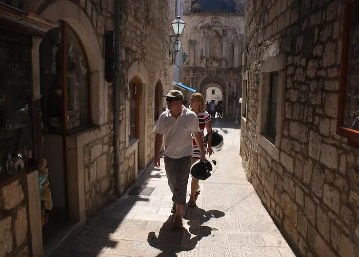 Pensión Maria's Place 3*